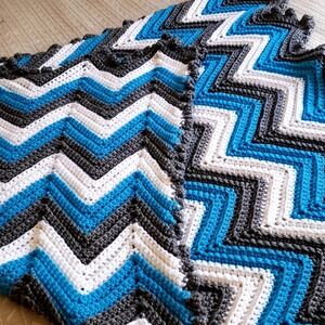 Chevron Patterned Knit/Crochet Blanket small